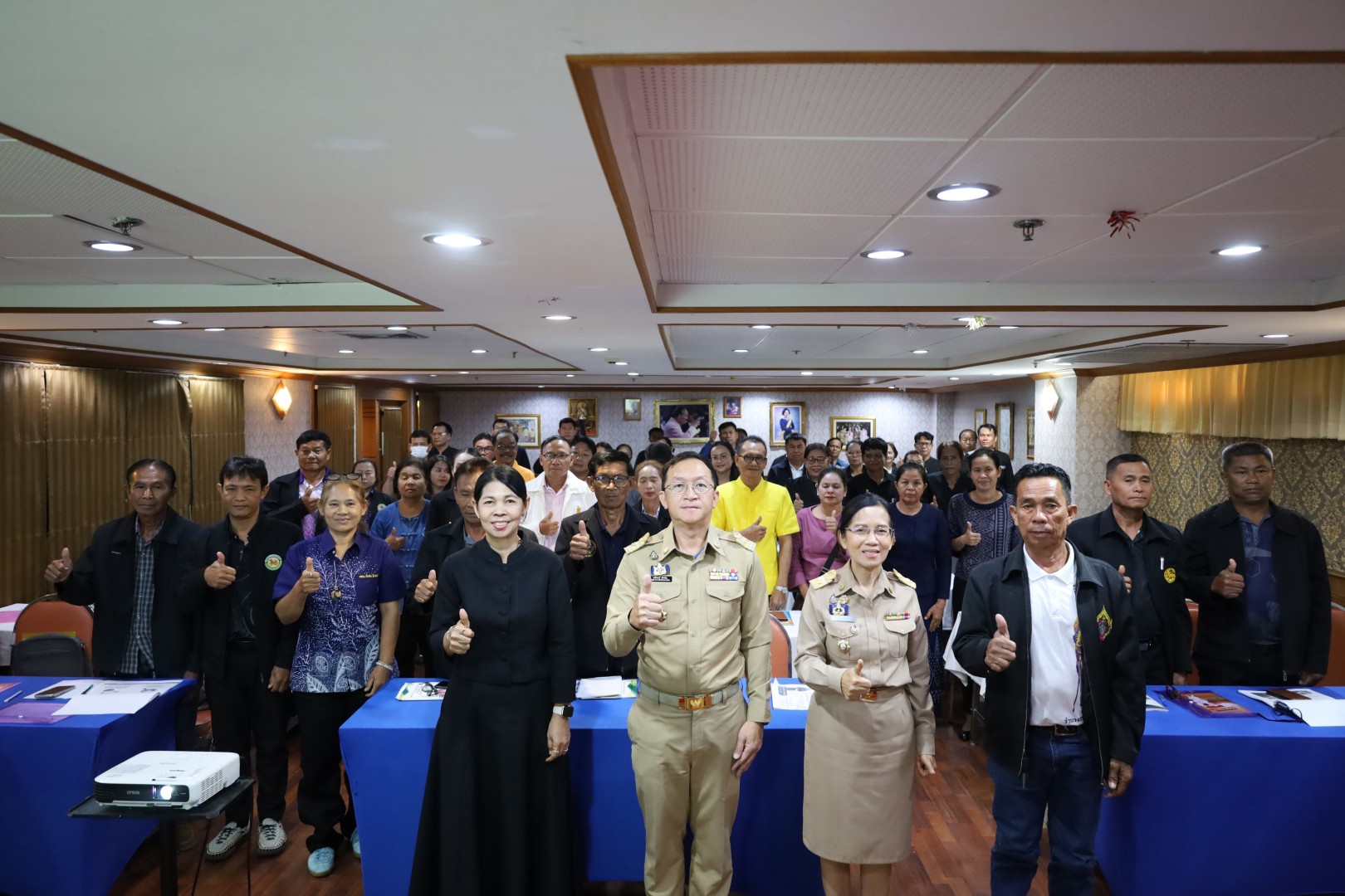💰✨ อำเภอวังน้ำเขียว เข้าร่วมประชุมเชิงปฏิบัติการยกระดับกลุ่มออมทรัพย์ สู่ “ธุรกิจชุมชนแก้หนี้” สร้างเศรษฐกิจฐานรากเข้มแข็งอย่างยั่งยืน 💛