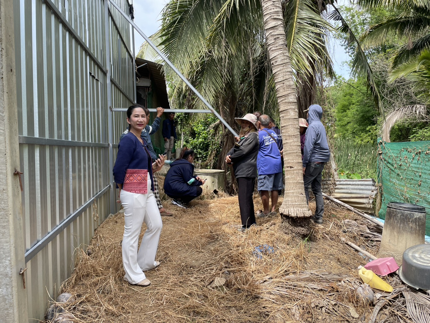 🏡✨ พช.วังน้ำเขียว ลงพื้นที่ติดตามครัวเรือนตกเกณฑ์ จปฐ. บูรณาการแก้ไขปัญหามลพิษ ยกระดับคุณภาพชีวิตประชาชน ✨🏡