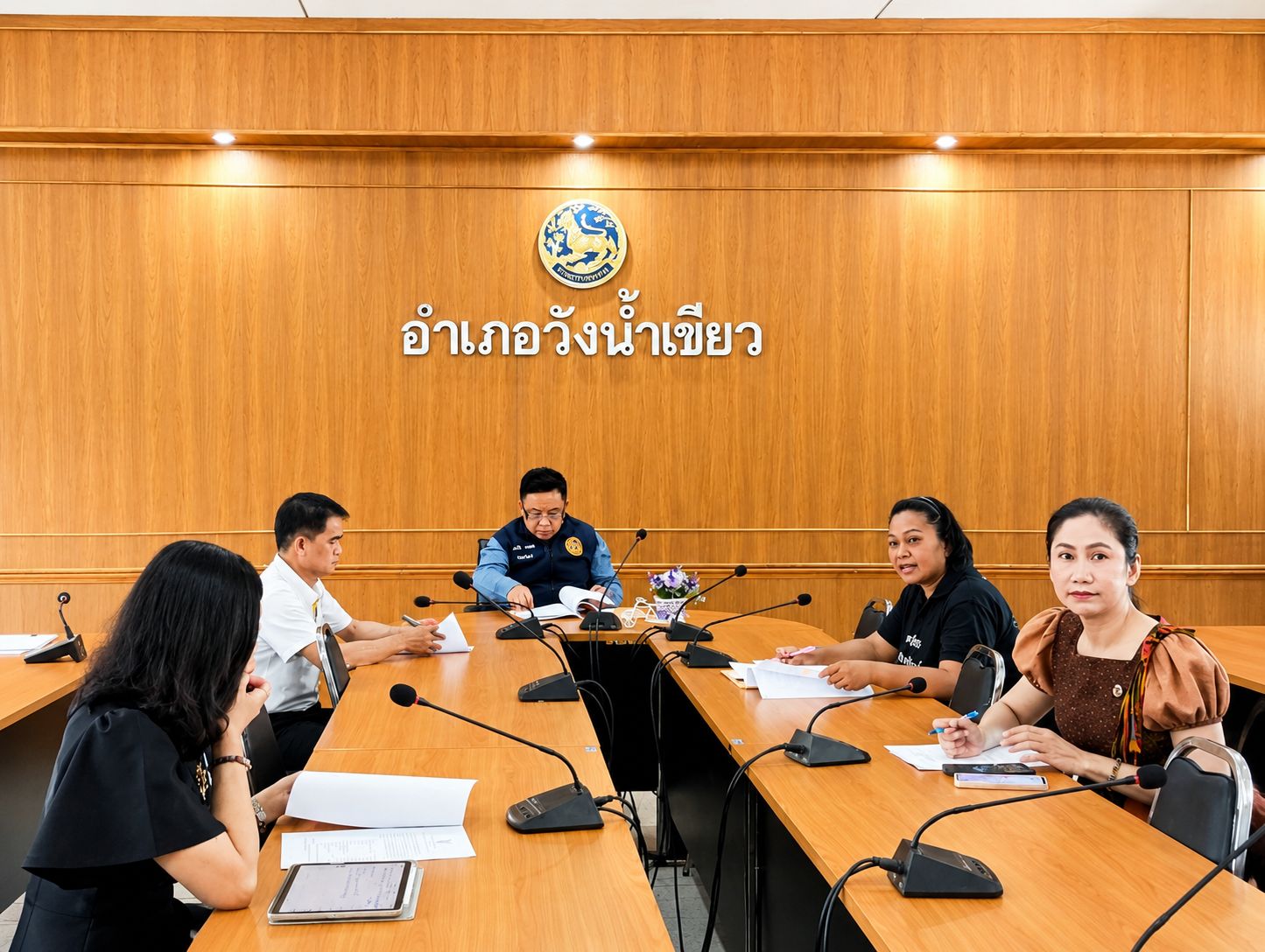 🌱 พช.วังน้ำเขียว เข้าร่วมประชุมคณะอนุกรรมการส่งเสริมวิสาหกิจชุมชนระดับอำเภอ ขับเคลื่อนการพัฒนาเศรษฐกิจฐานรากอย่างเข้มแข็ง 🤝